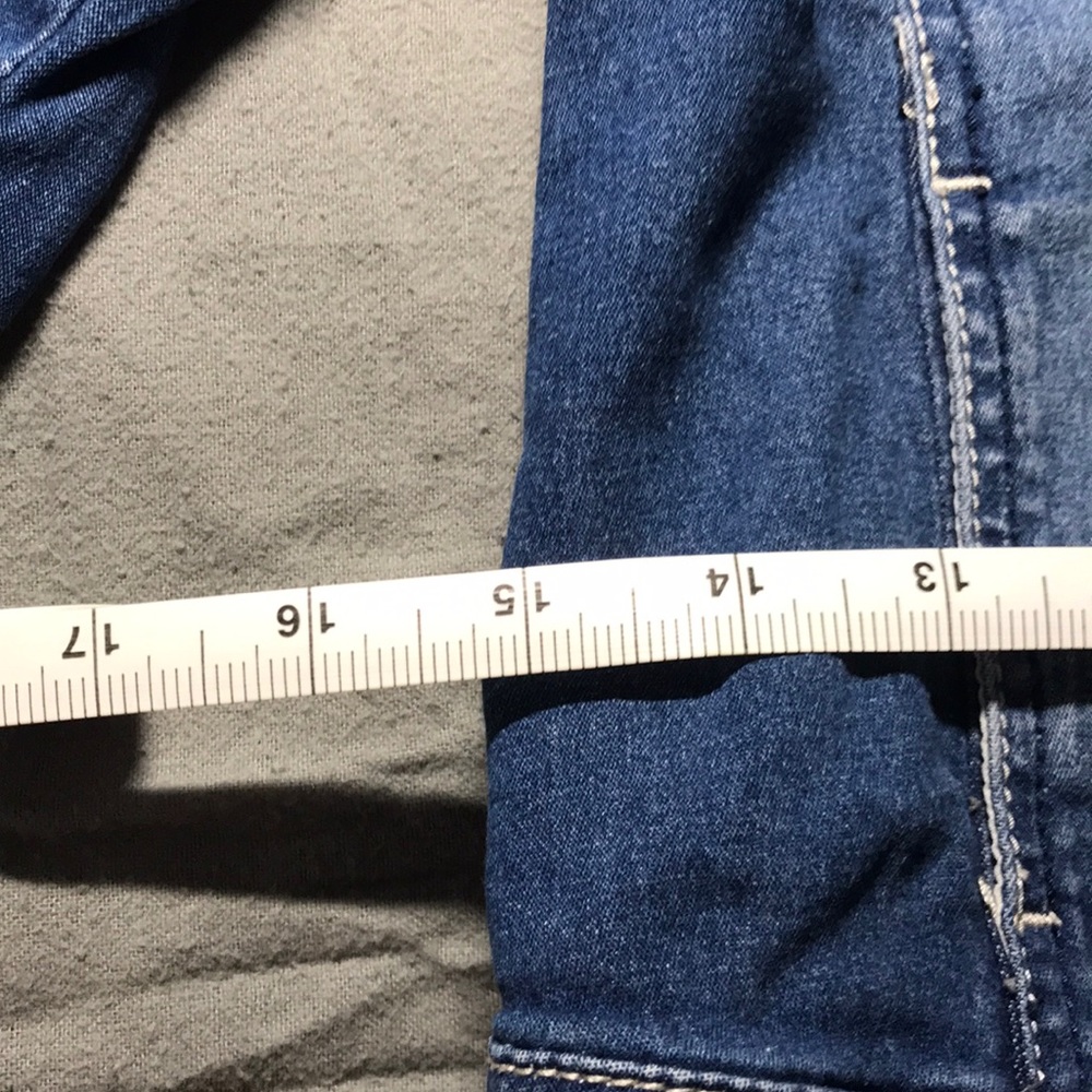 ☮️Cheap Jean Jacket☮️ - Picture 6 of 6